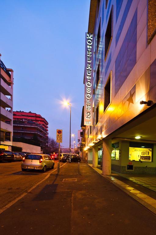 Autosole 2 Hotell Milano Eksteriør bilde